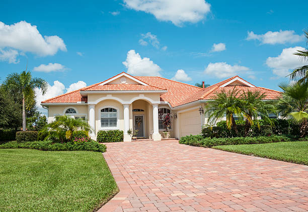 Best Driveway Paving Contractor  in Leetsdale, PA